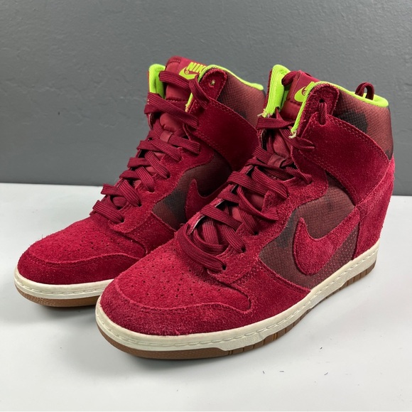 Nike Dunk Sky Hi Noble Red Camo Hidden Wedge Sneakers Women’s Sz 7.5 543258-601 - Picture 2 of 9